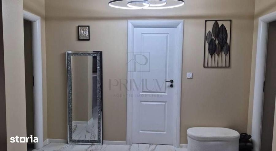 Casă cu 3 camere cu Teren 250 Mp în Sânmihaiu Român
