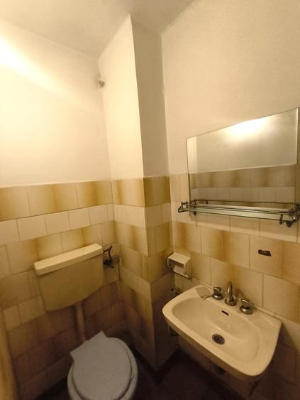 Apartament cu 3 camere decomandat în Rahova