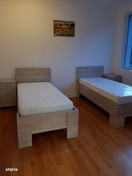 Spațiu comercial, de 450 mp, în Tăuți
