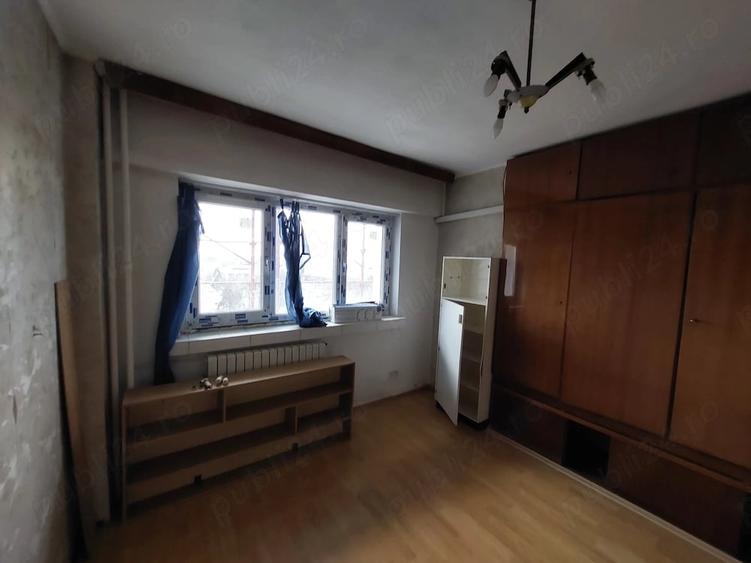 Apartament cu 4 camere decomandat în Ultracentral