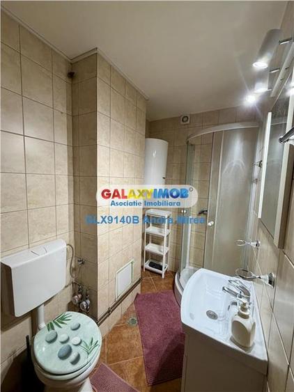 Garsonieră decomandată, mobilată în Decebal