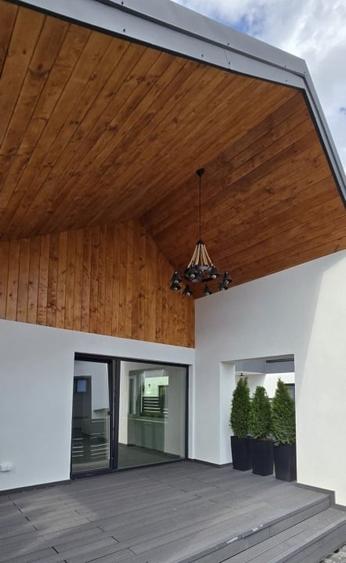 Casă individuală cu 3 camere cu Teren 300 Mp în Tărlungeni