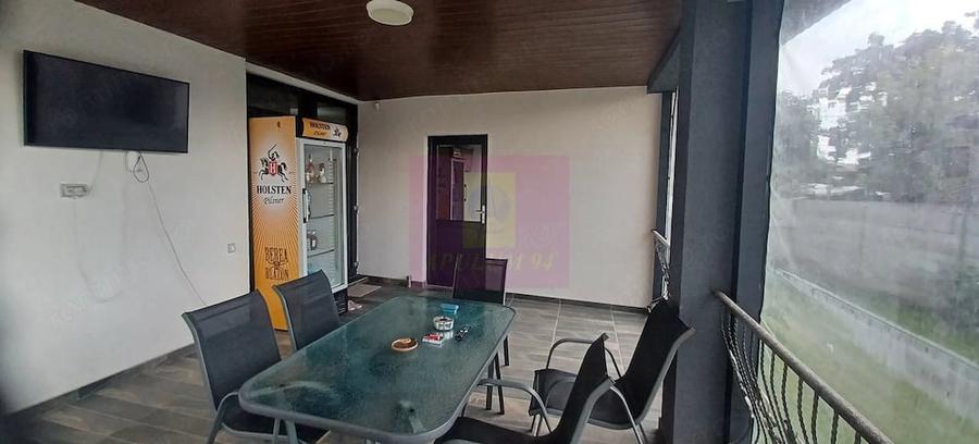 Casă cu Teren 450 Mp în Săbăreni