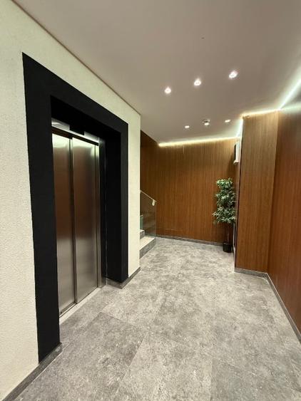 Apartament cu 3 camere semidecomandat, mobilat în Obor