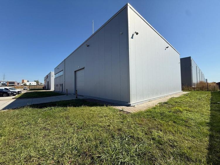 Spațiu industrial, de 1,184 mp, în Theodor Pallady