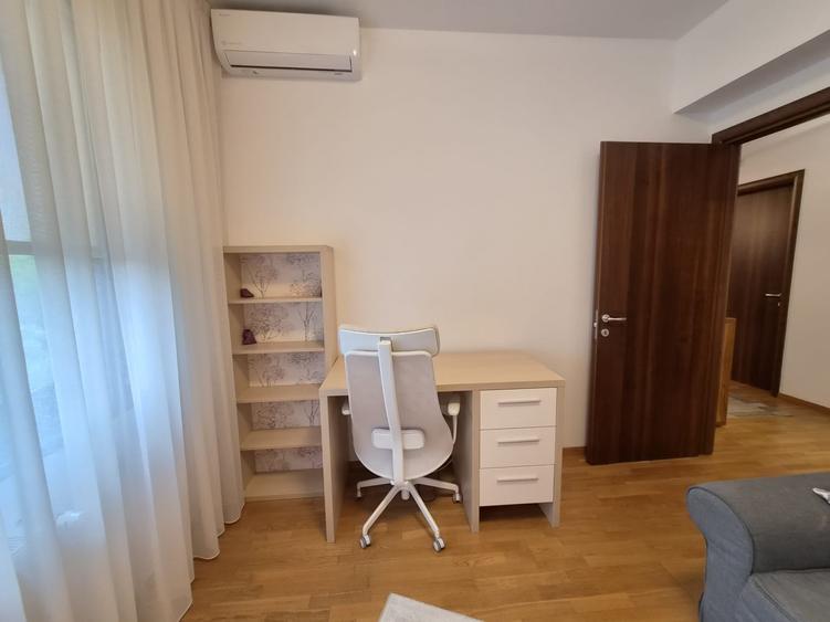 Apartament cu 3 camere decomandat în Iancu Nicolae
