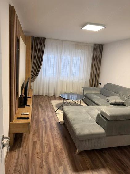 Apartament cu 2 camere decomandat în Lenin Sud