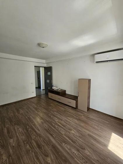 Apartament cu 2 camere semidecomandat în Drumul Taberei