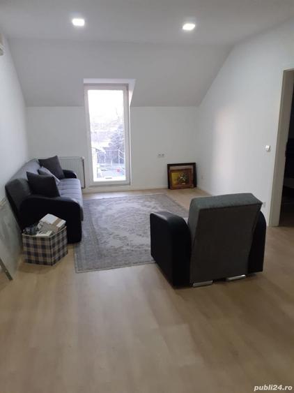 Casă cu 5 camere în Jimbolia