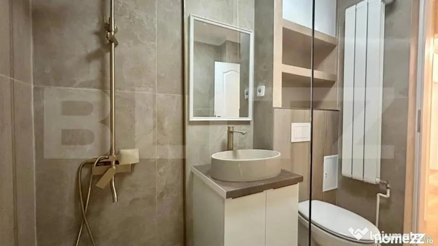 Apartament cu 3 camere decomandat în Nufărul