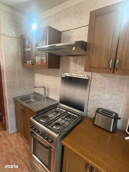 Apartament cu 3 camere decomandat în 9 Mai