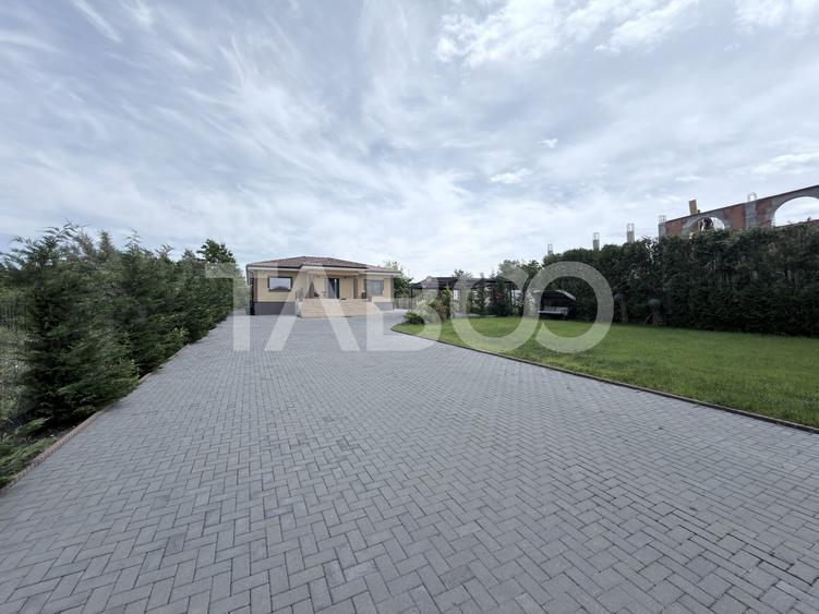 Casă individuală cu 4 camere cu Canalizare în Cisnădie