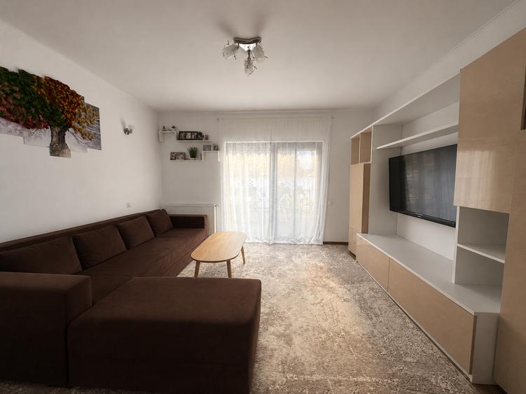Duplex cu 3 camere cu Canalizare în Domnești