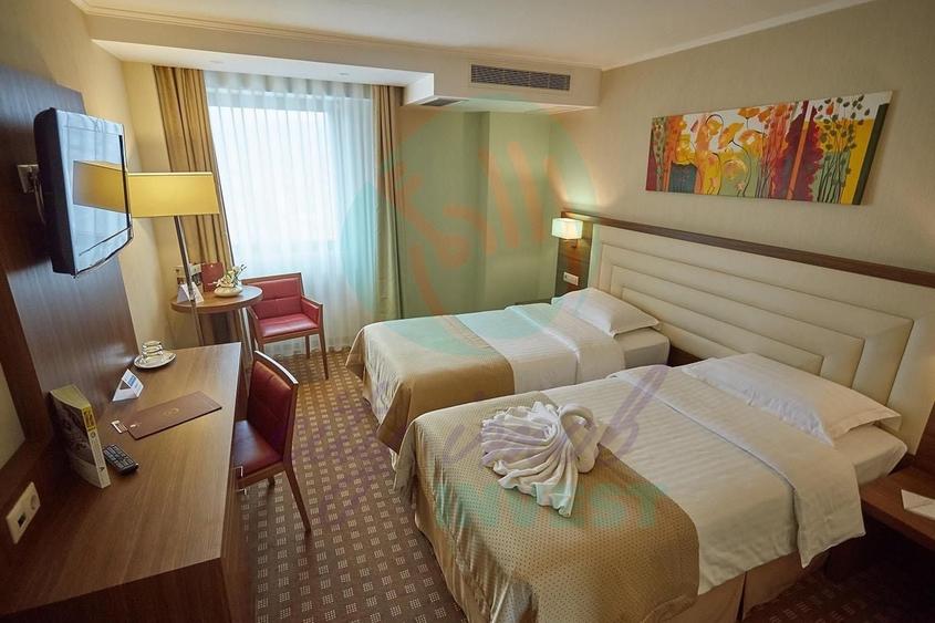 Hotel/Pensiune, de 17,254 mp, în Central