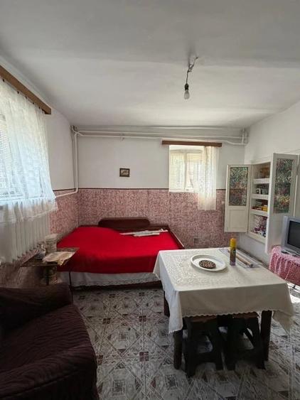 Casă cu 3 camere cu Teren 619 Mp în Central
