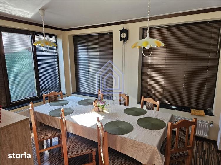 Casă cu 5 camere cu Teren 780 Mp în Central