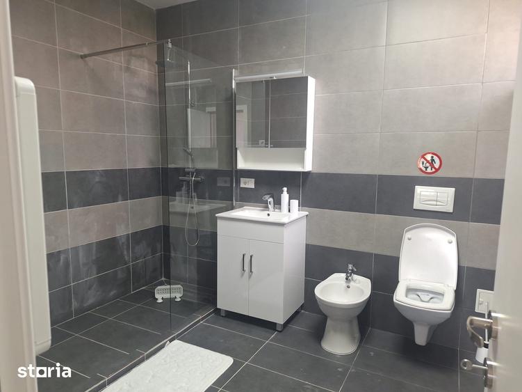 Spa?iu de birouri de inchiriat Zona Plaza - 8