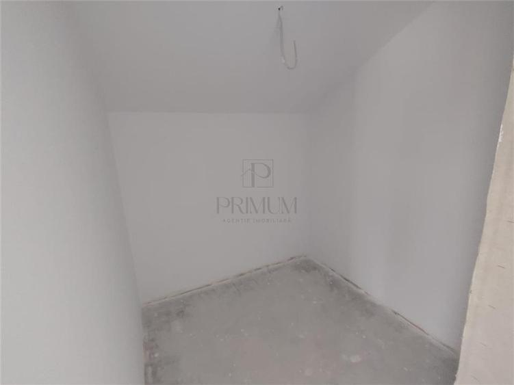 Duplex cu 5 camere cu Canalizare în Moșnița Nouă
