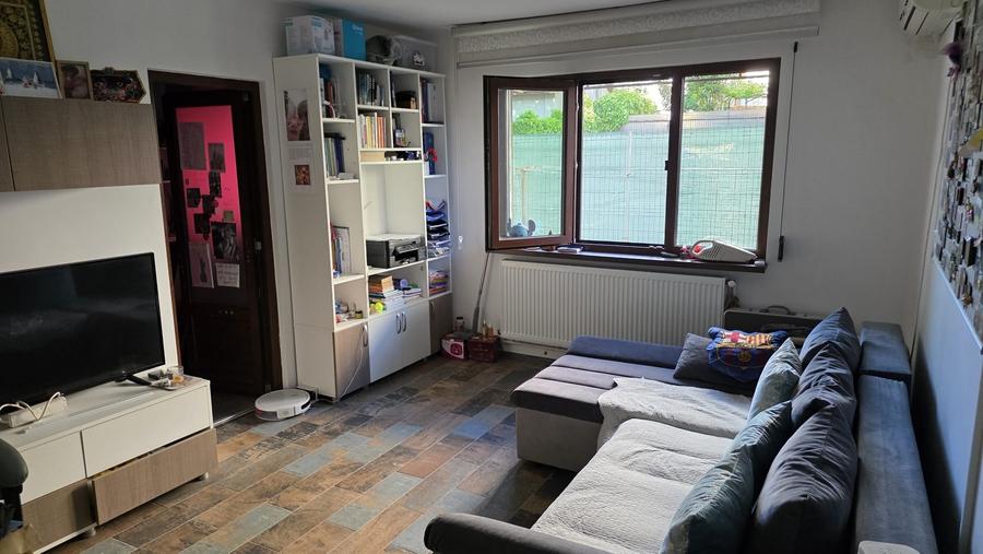 Apartament cu 2 camere semidecomandat în Central