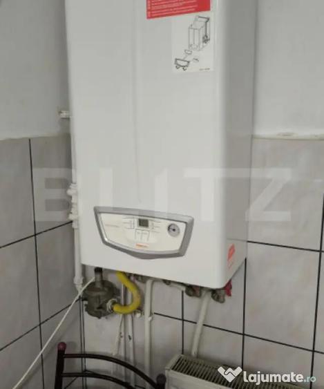 Apartament cu 4 camere decomandat în Burdujeni