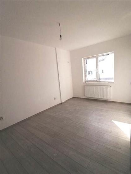 Duplex cu 4 camere cu Canalizare în Alexandriei