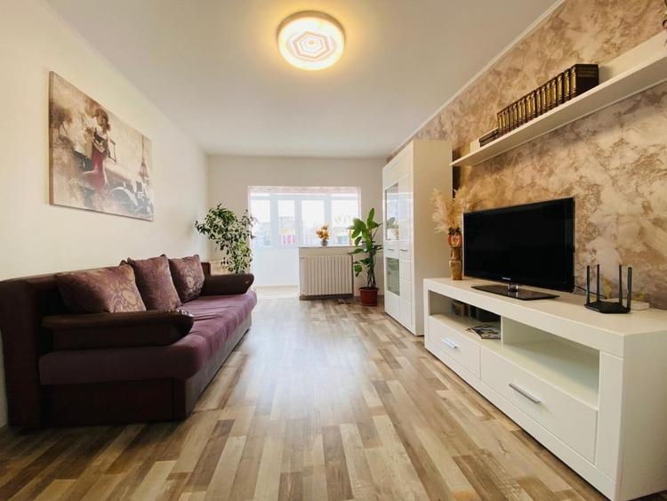 Apartament cu 2 camere decomandat, mobilat în Tomis II
