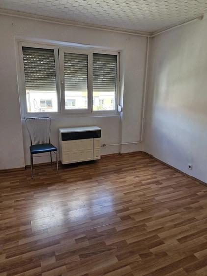 Apartament cu 2 camere nedecomandat în Central