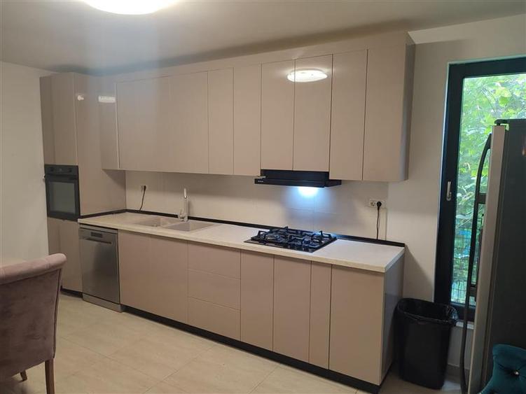 Vanzare vila Aviatiei 6 camere - 8