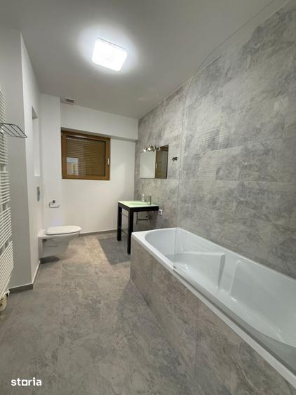 Apartament cu 5 camere în Primăverii