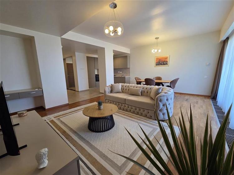 Apartament cu 2 camere decomandat, mobilat în Drumul Poienii