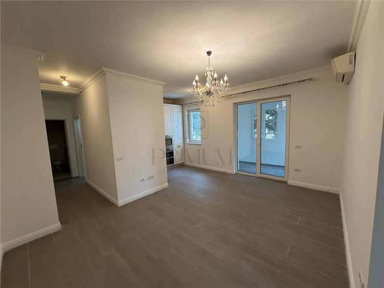 Apartament cu 3 camere decomandat, mobilat în Dumbrăvița — fotografia 1