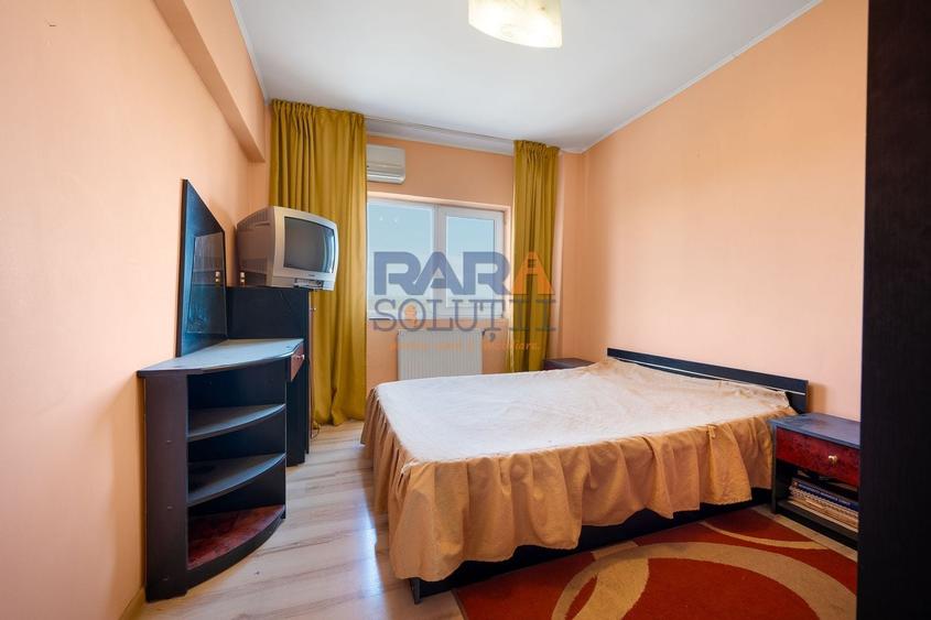Apartament cu 4 camere decomandat, mobilat în Sud-Vest