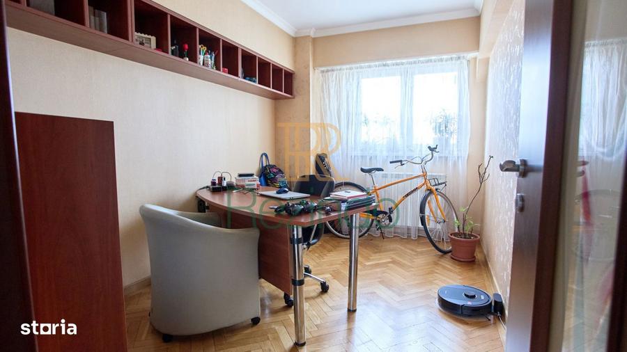 4 camere in bloc '80 | Sud | Bd. Carol | VIDEO - 1