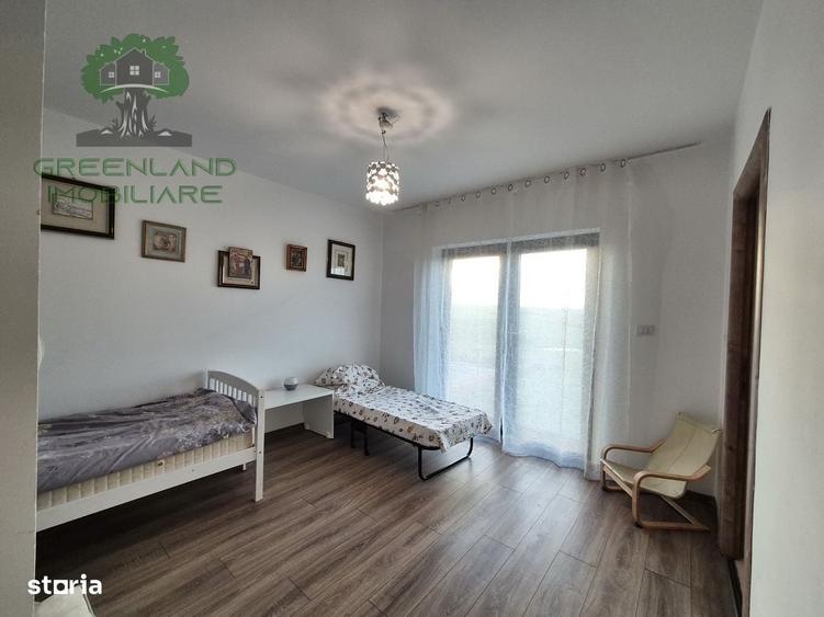Casă cu 4 camere în Ciurbești