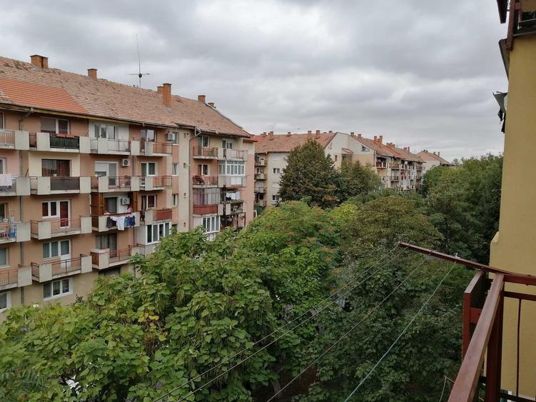 Apartament cu 2 camere decomandat în Dacia