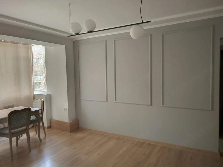 Apartament cu 3 camere semidecomandat în Mazepa 1