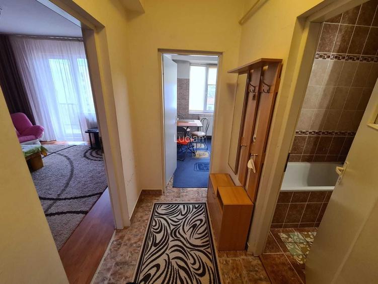 Inchiriez Apartament 1 camera, 42 mp, decomandat, langa Iulius Mall (str. Dunarii 29)