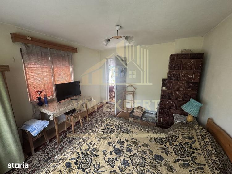 Casă cu 4 camere cu Teren 893 Mp în Lerești