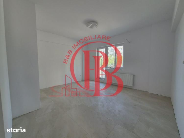 Apartament cu 3 camere în Theodor Pallady