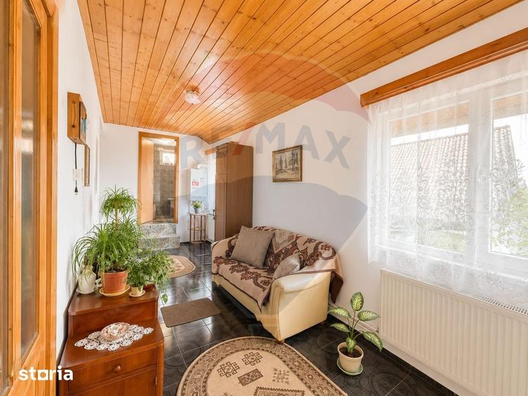 Casă cu 4 camere cu Teren 1400 Mp în Bod