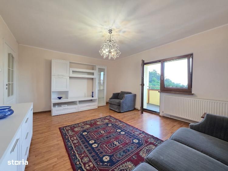 Apartament cu 3 camere în Județean
