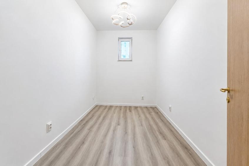 Spațiu comercial, de 45 mp, în Blumăna