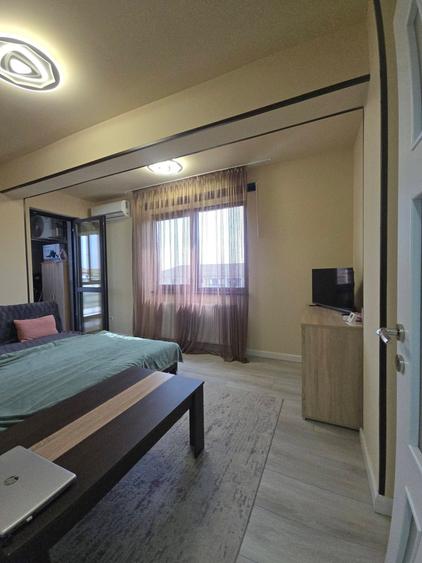 Apartament cu 2 camere decomandat în Dobroești