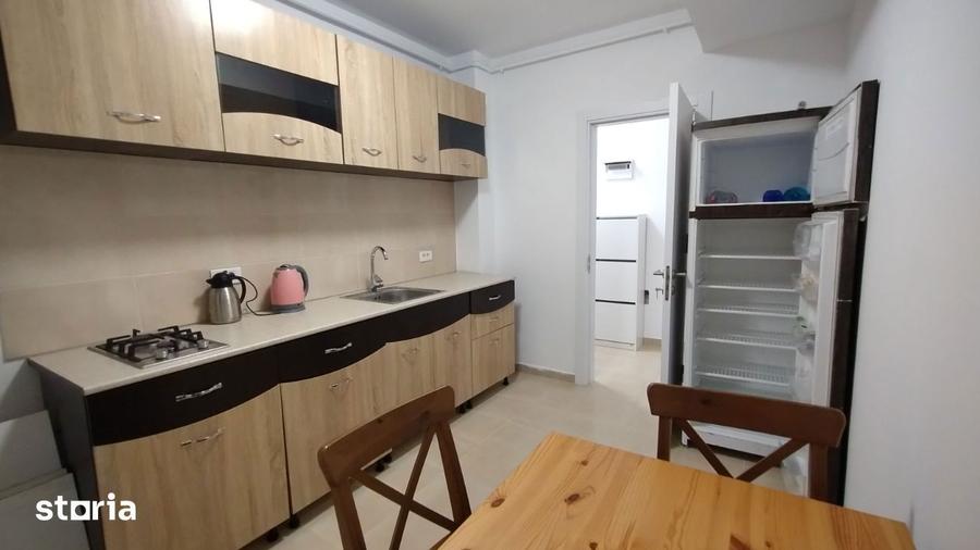 Garsonieră decomandată în Central