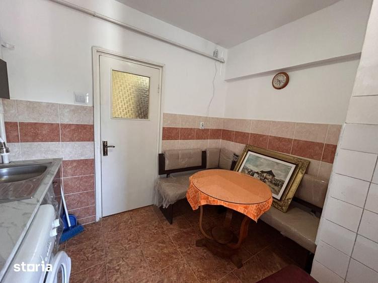 Apartament cu 2 camere decomandat în Buzaului