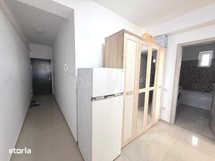 Garsonieră decomandată în Central