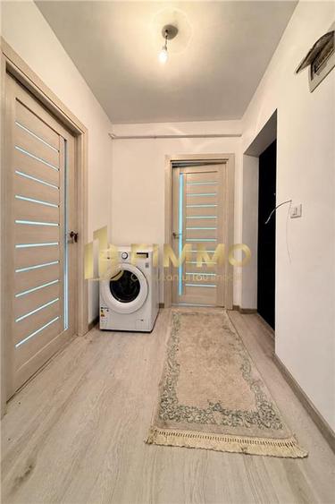 Apartament cu 3 camere decomandat în Ipotești