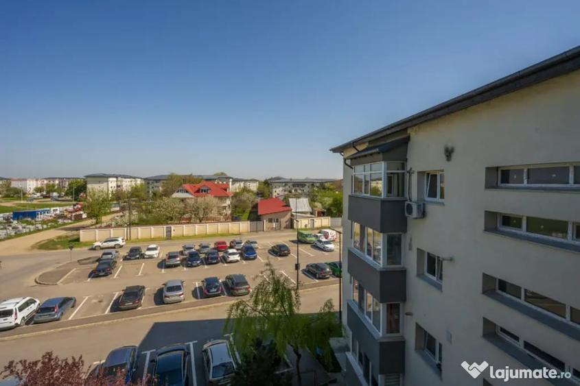 Apartament cu 2 camere semidecomandat în Central