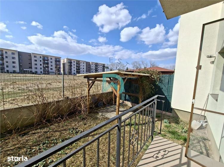 Garsonieră decomandată în Tractorul