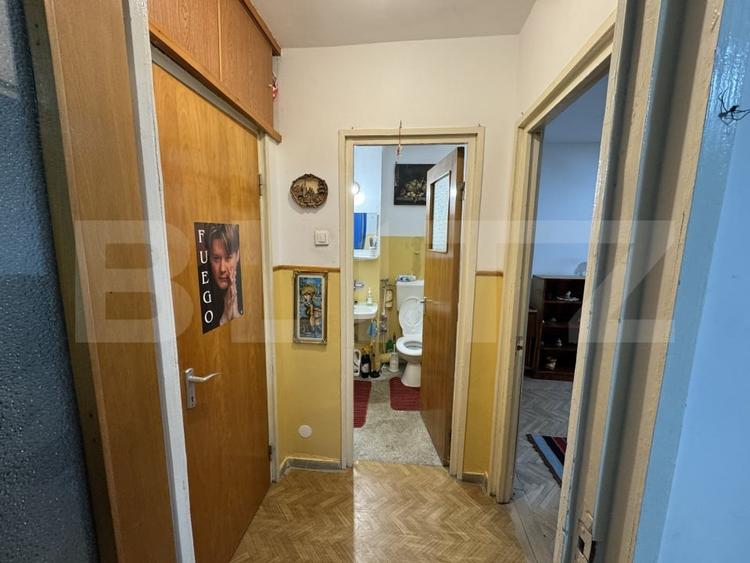 Apartament cu 2 camere semidecomandat, mobilat în Vest